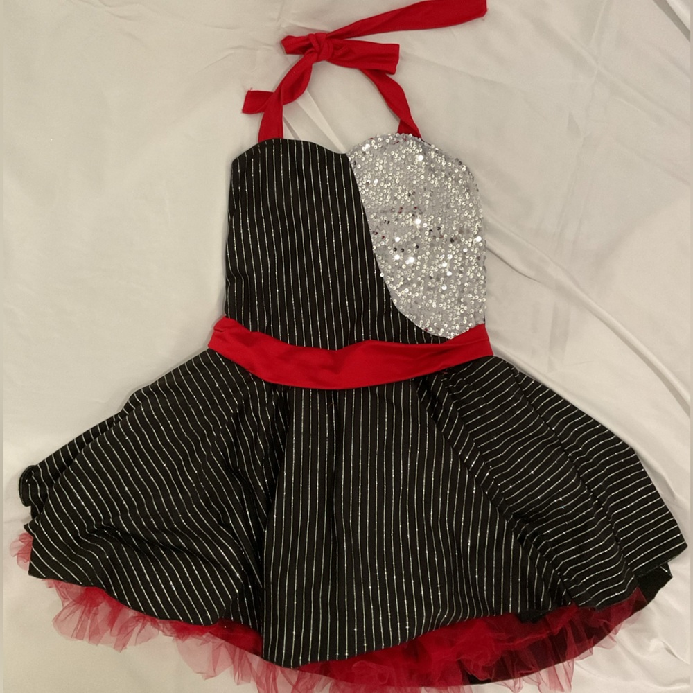 Women’s dance costume outfit size medium in black red and silver from Liberty